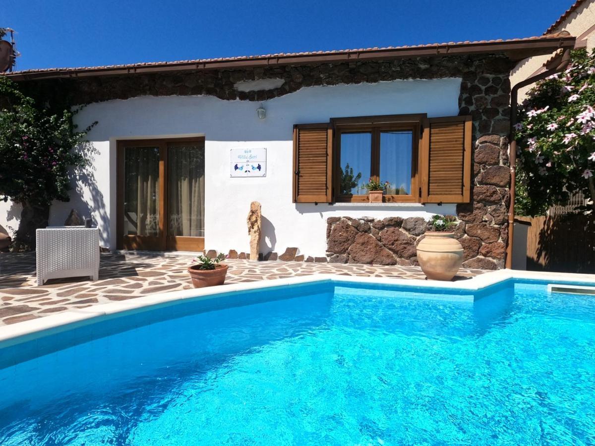 Villa Sari Affitta Camere La Caletta Exterior photo